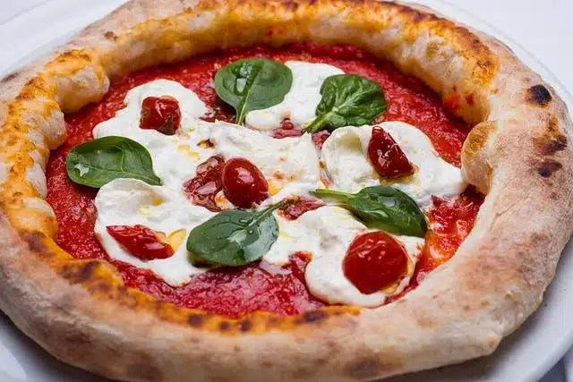 pizza plat cuisson