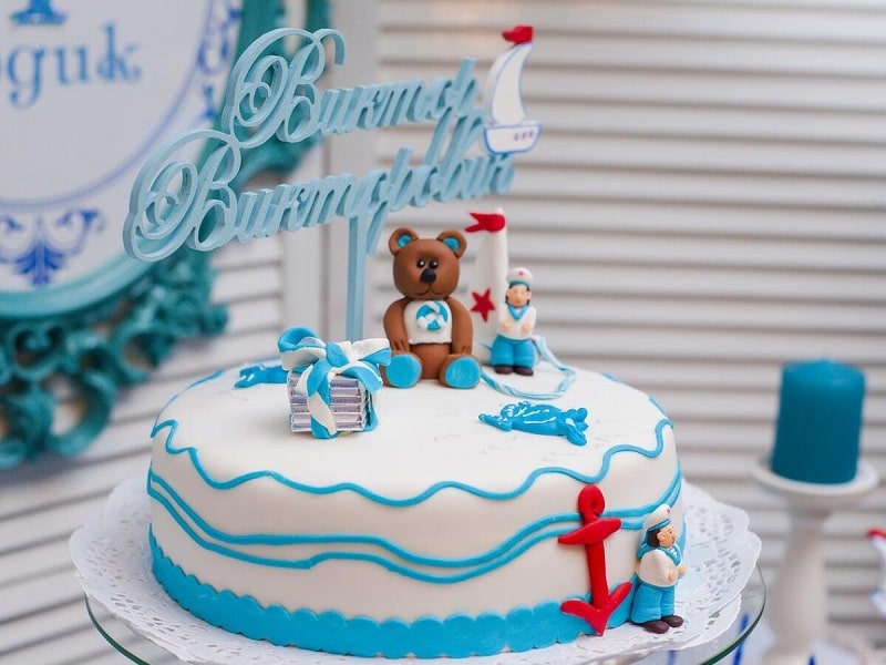 Pourquoi utiliser des toppers sur vos gâteaux